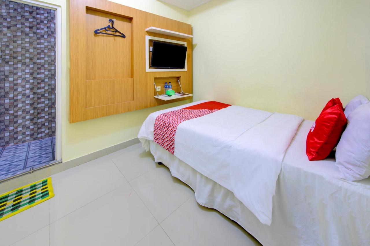Oyo 3791 Hotel Kja Tegal  Ngoại thất bức ảnh